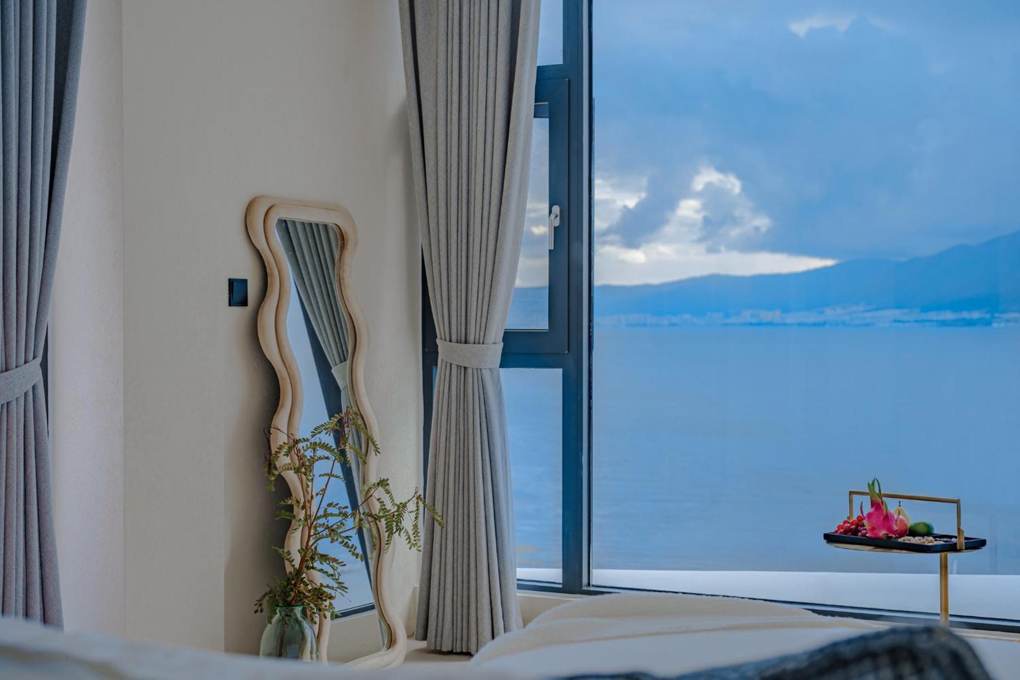 Dali Oriental Seaview Hotel -Dali Erhai Exteriör bild