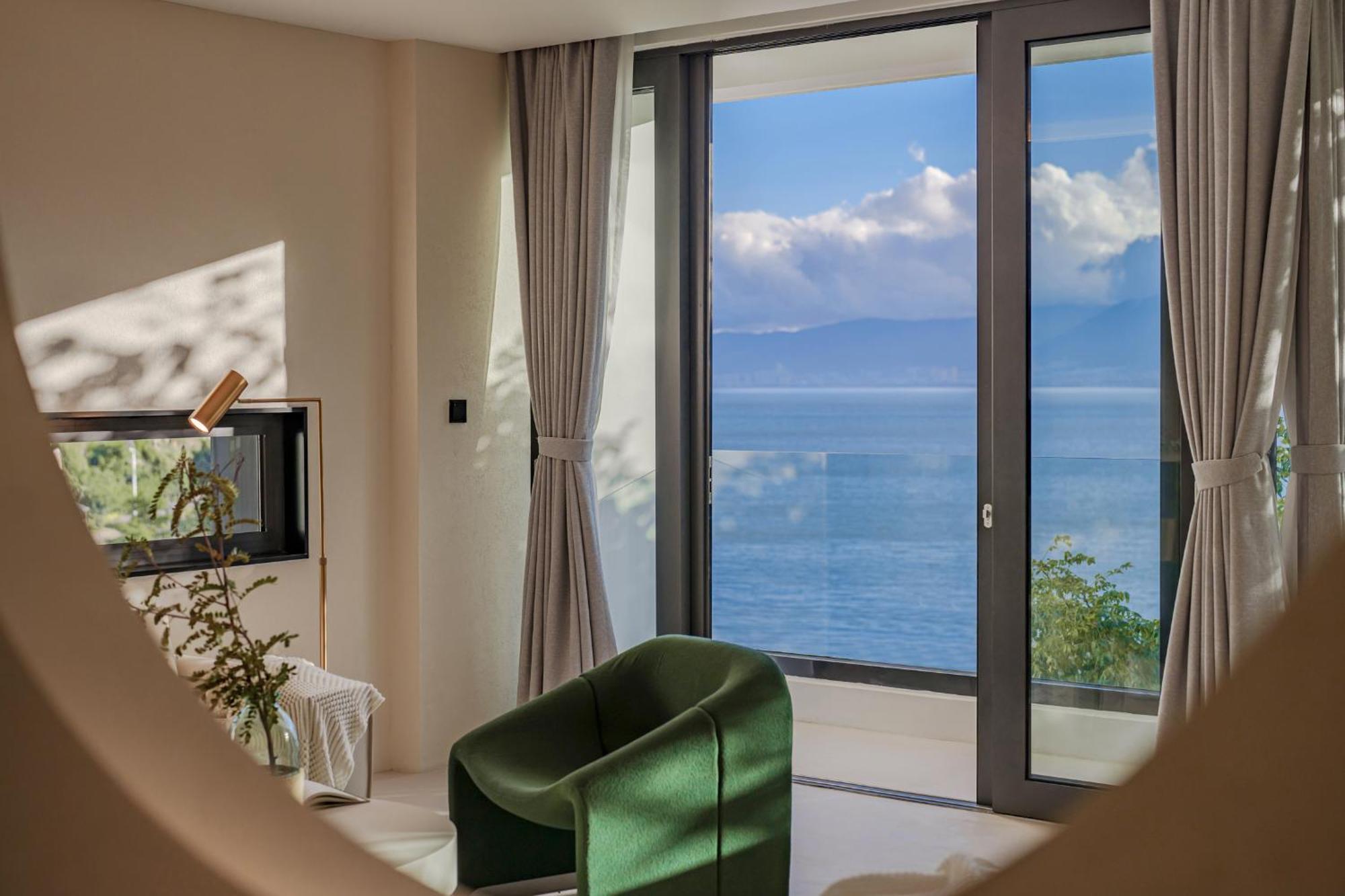 Dali Oriental Seaview Hotel -Dali Erhai Exteriör bild
