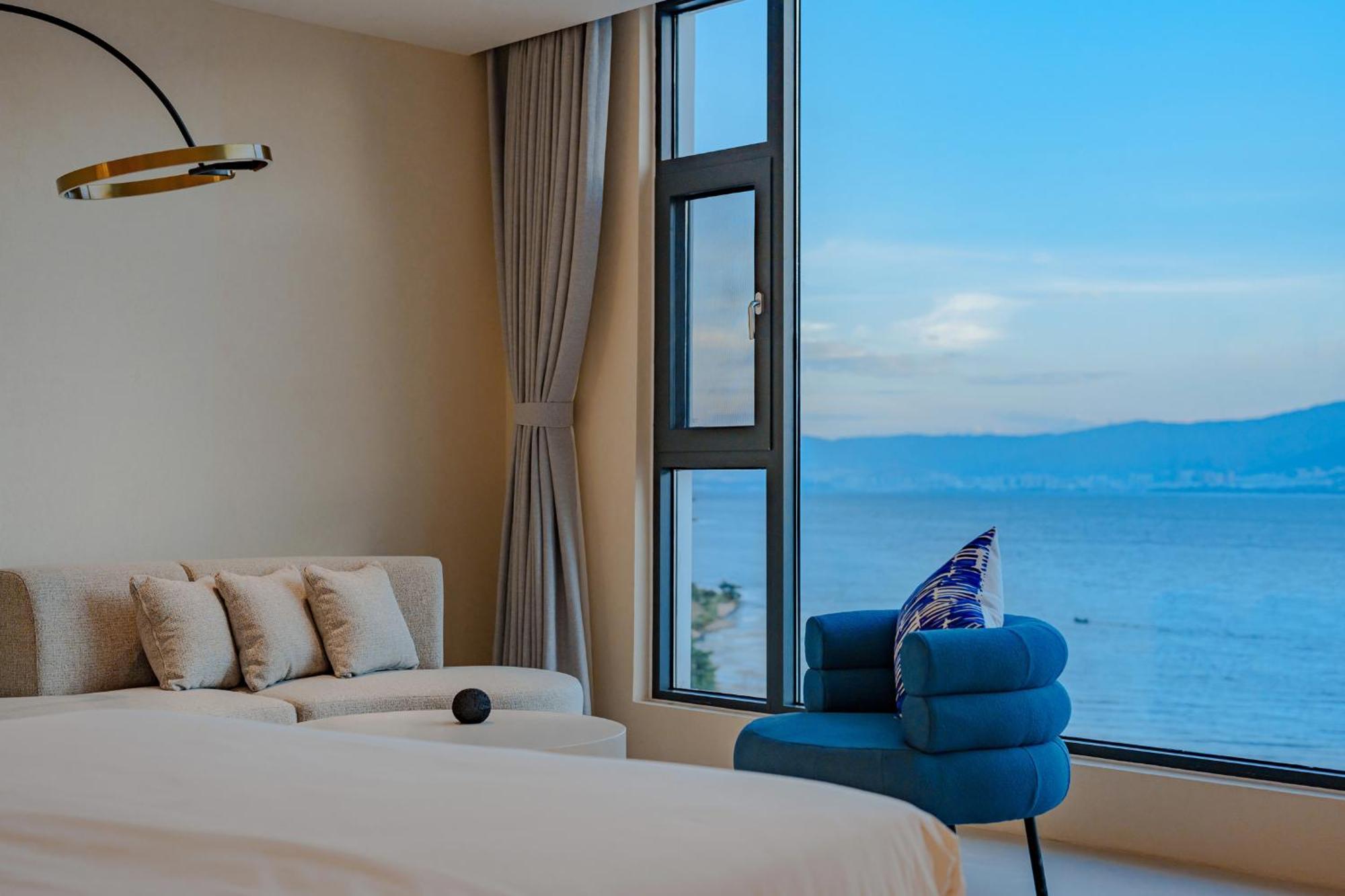 Dali Oriental Seaview Hotel -Dali Erhai Exteriör bild